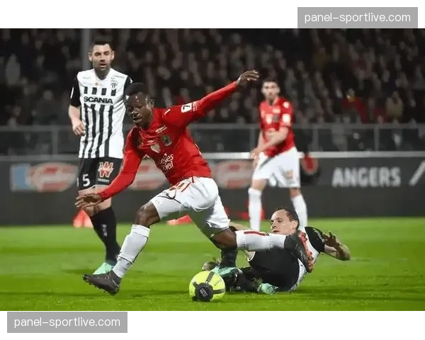 保级大战前瞻：梅斯主场迎战特鲁瓦，六分之战一触即发