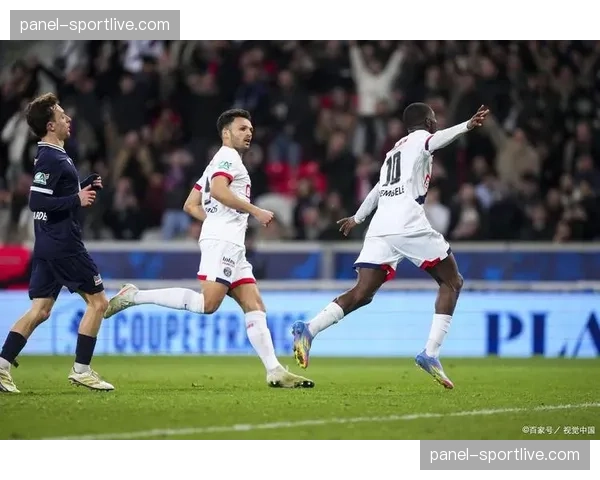 卫冕冠军巴黎圣日耳曼的卫冕之路：从小组赛到半决赛